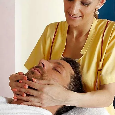 Alexandria & Wellness 4*