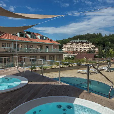 Alexandria & Wellness Otel